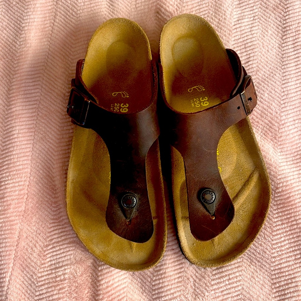Binkerstock Gizeh sandals. NWOT